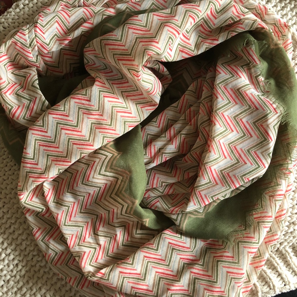 CC Olive / Coral Chevron Infinity Scarf